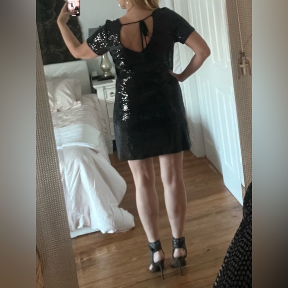 Black Sequin Minidress, V Neck, Short Sleeve, Tie Back - Picture 3 of 5